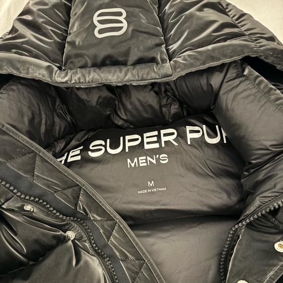 Aritzia Men’s Super Puff Liquid Shine - Picture 1 of 3